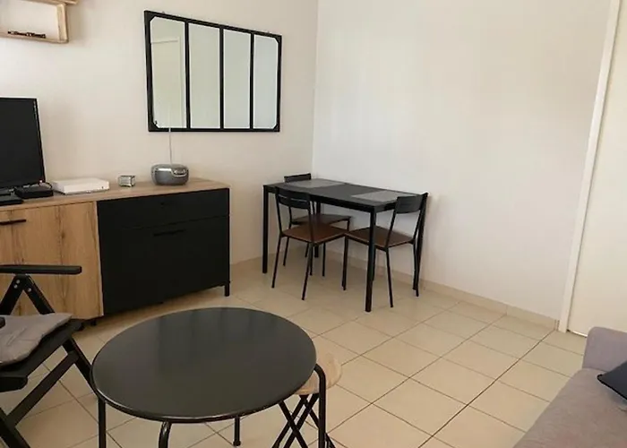 Apartmán Pieds Dans L'eau A Avec Jardin Et Equipements Complets - Fr-1-494-130 *