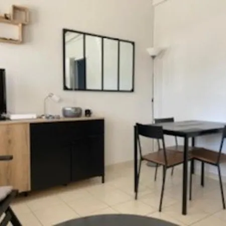 Apartment Pieds Dans L'eau A Avec Jardin Et Equipements Complets - Fr-1-494-130 Royan