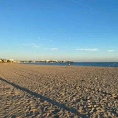 Apartment Pieds Dans L'eau A Avec Jardin Et Equipements Complets - Fr-1-494-130 *